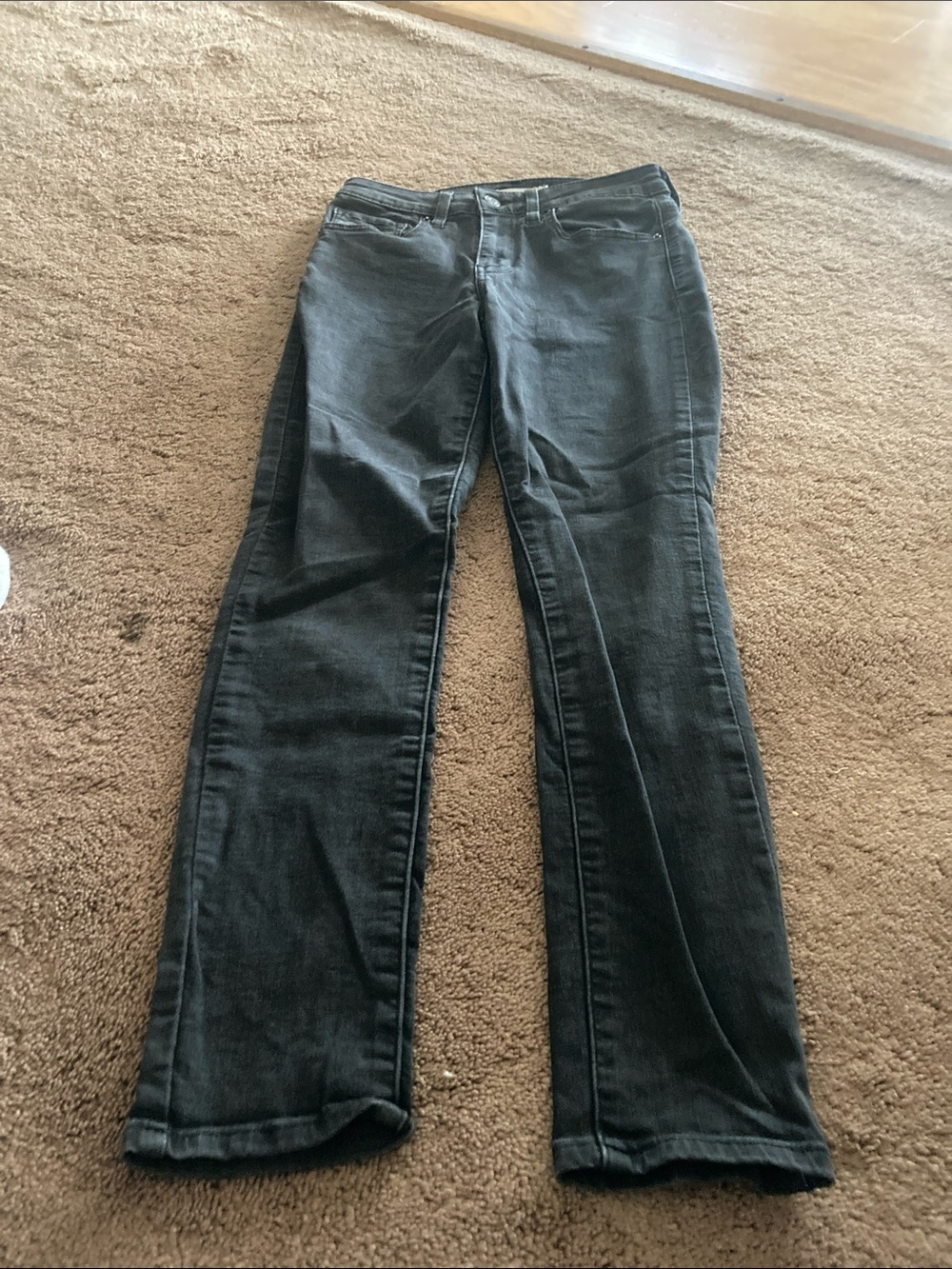 Levi's Women's Black Straight-Leg Jeans